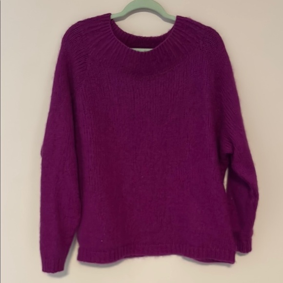 Vintage Design Assets Mohair and Wool Purple Sweater size large - Picture 2 of 8